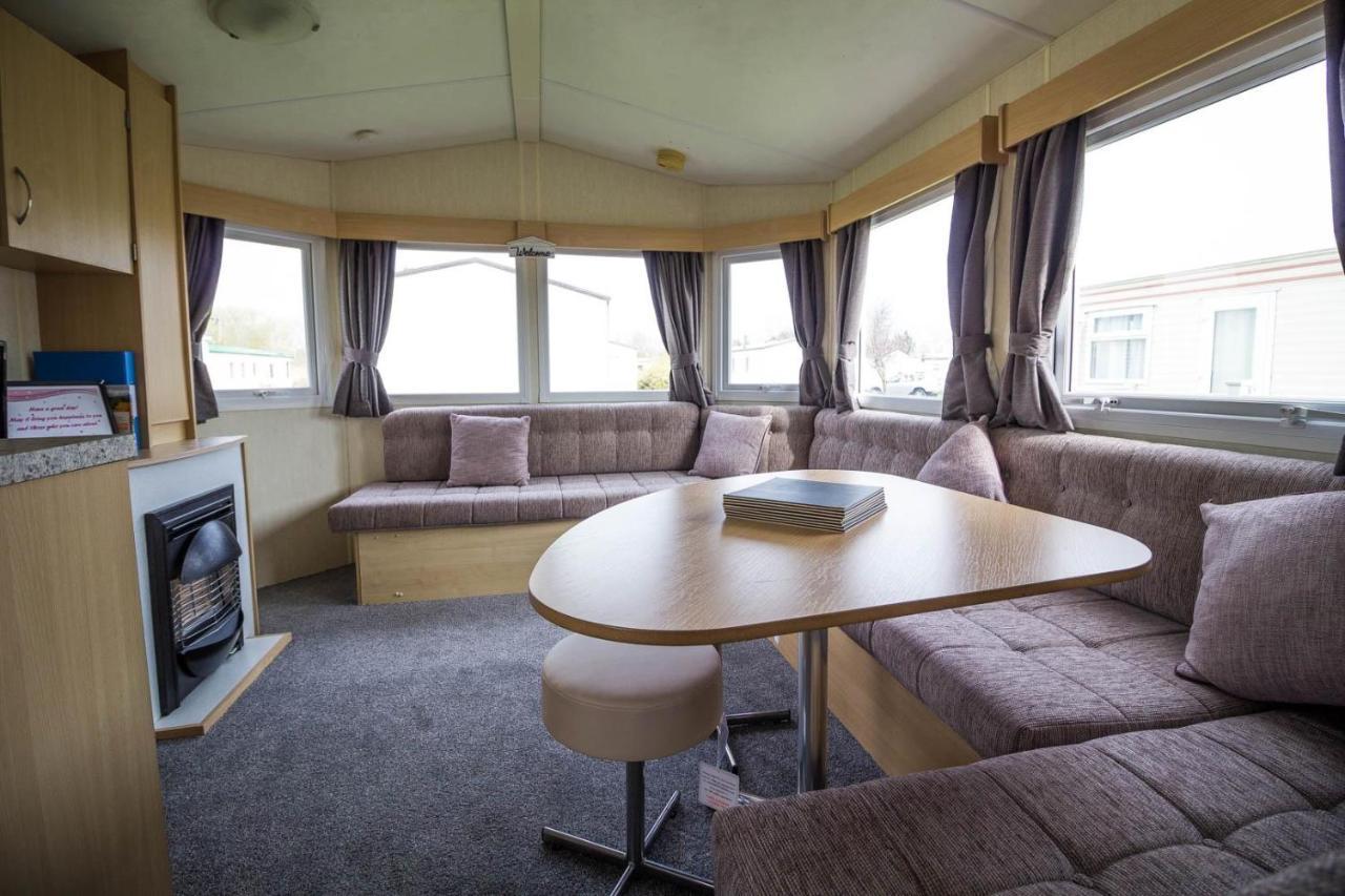 Lovely 8 Berth Caravan At Southview Holiday Park In Skegness Ref 33061C Exterior foto